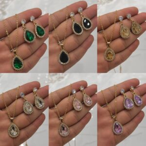 Teardrop Pendant Necklace Set