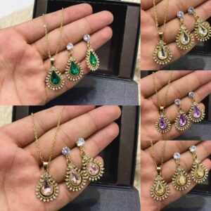 Teardrop Pendant Necklace Set